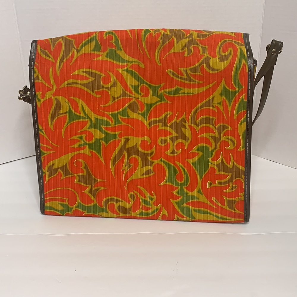 Vintage 70’s Bag | Orange Front Locking Retro Bag | Throwback Decor Carry Case - Picture 6 of 11